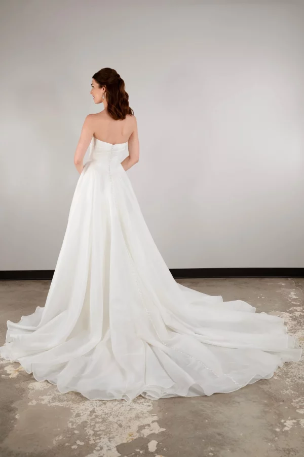 MODERN LUXE STRAPLESS BALLGOWN WEDDING DRESS WITH LEG SLIT - Image 10