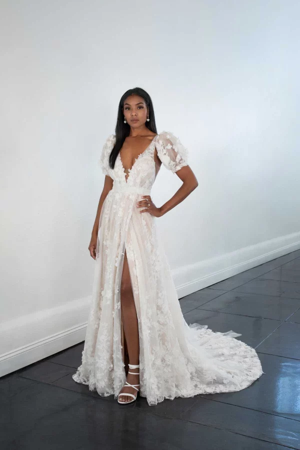 ELEGANT SHORT SLEEVE LACE A-LINE WEDDING DRESS WITH PLUNGING V-NECKLINE - Image 4